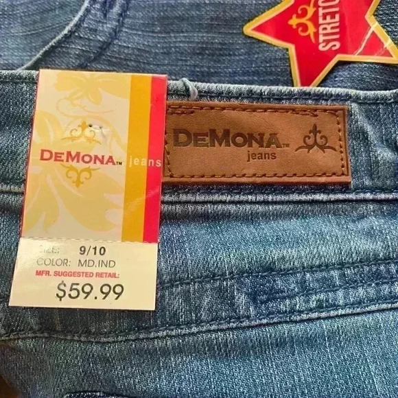 DeMona Jean Stretch Capri Size 9/10 NWT - Picture 12 of 12